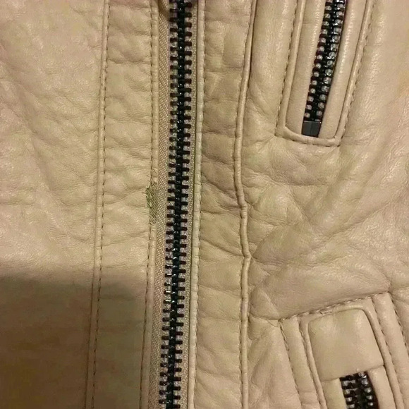 Guess jacket - Picture 2 of 10